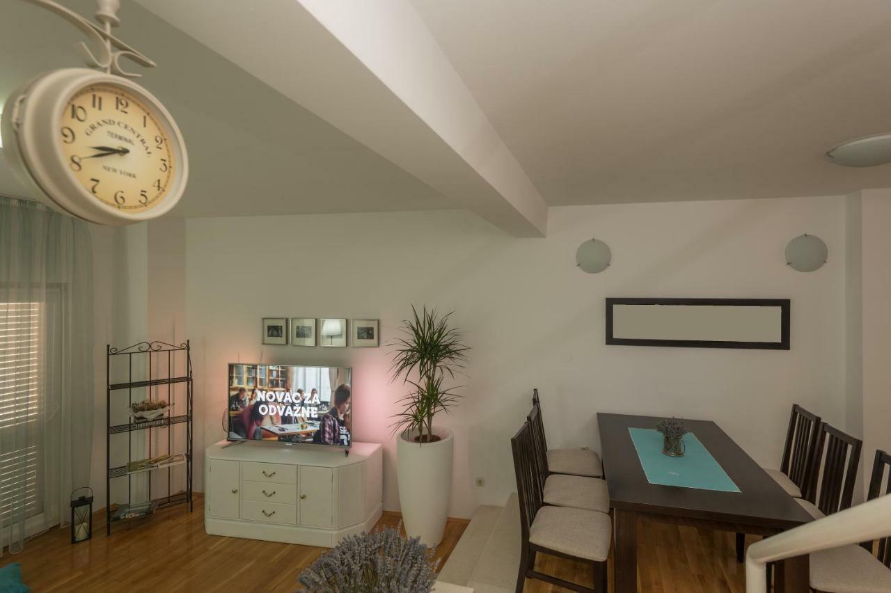 Andor - Lux, Two Beautiful Terraces With Sea & Sunset View Apartment Makarska Exterior foto