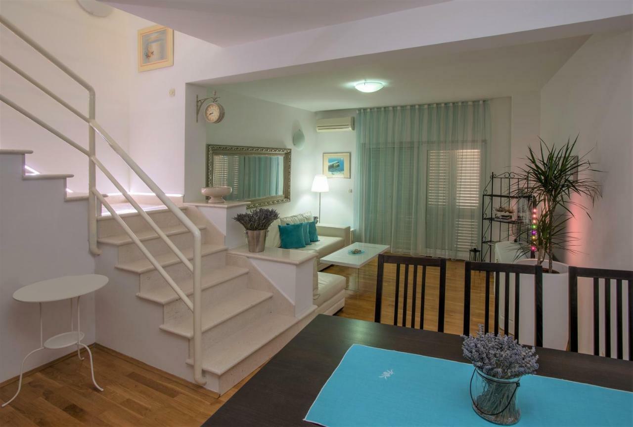 Andor - Lux, Two Beautiful Terraces With Sea & Sunset View Apartment Makarska Exterior foto