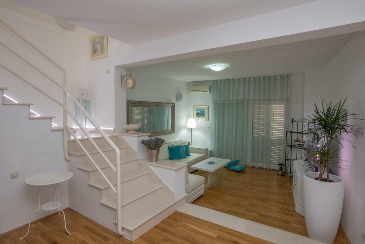 Andor - Lux, Two Beautiful Terraces With Sea & Sunset View Apartment Makarska Exterior foto